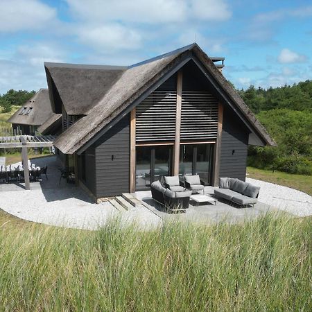 Sig Ward Villa Nes  Buitenkant foto